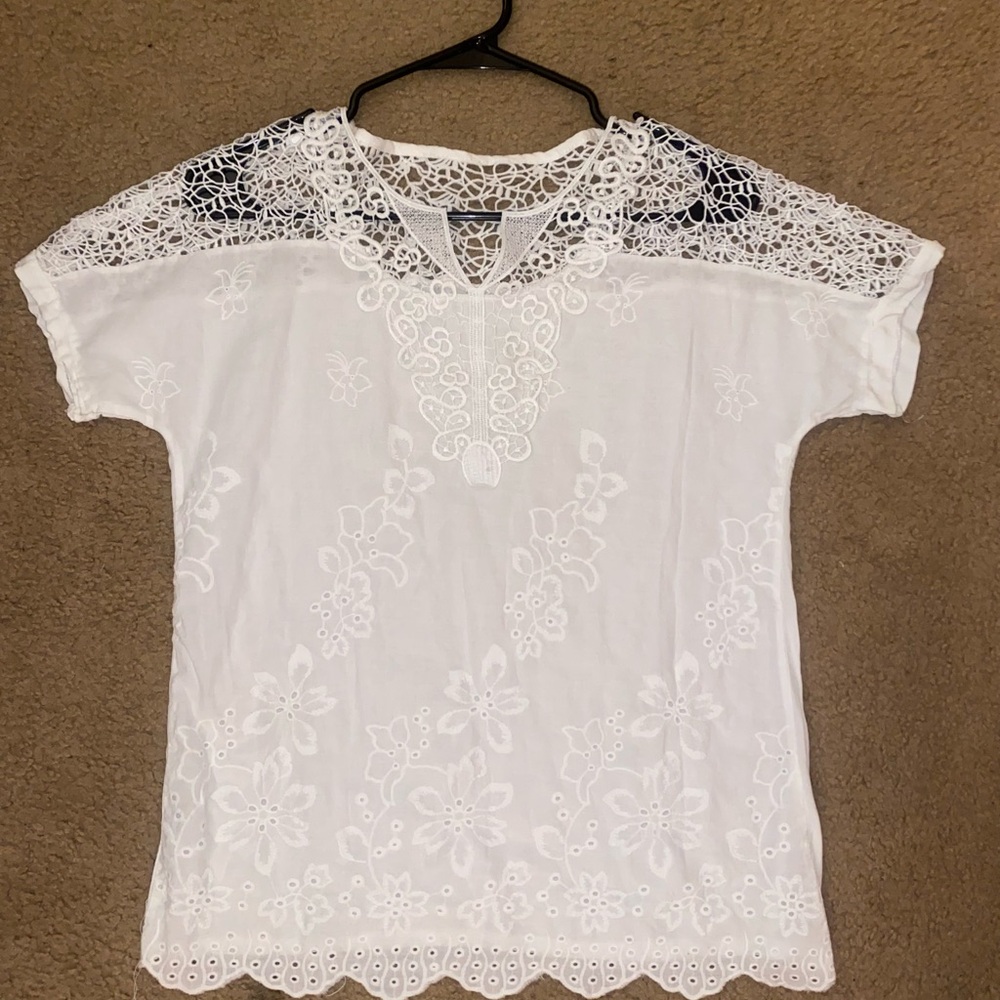 White Blouse with Lace Short Sleeves